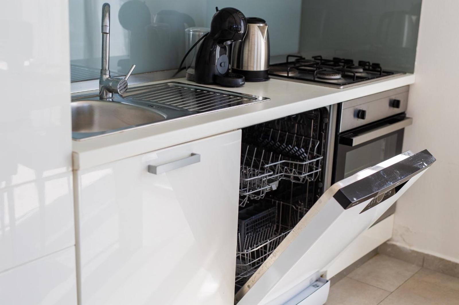 Apartment Sasso Bianco With The Private Pool Нивице Екстериор снимка