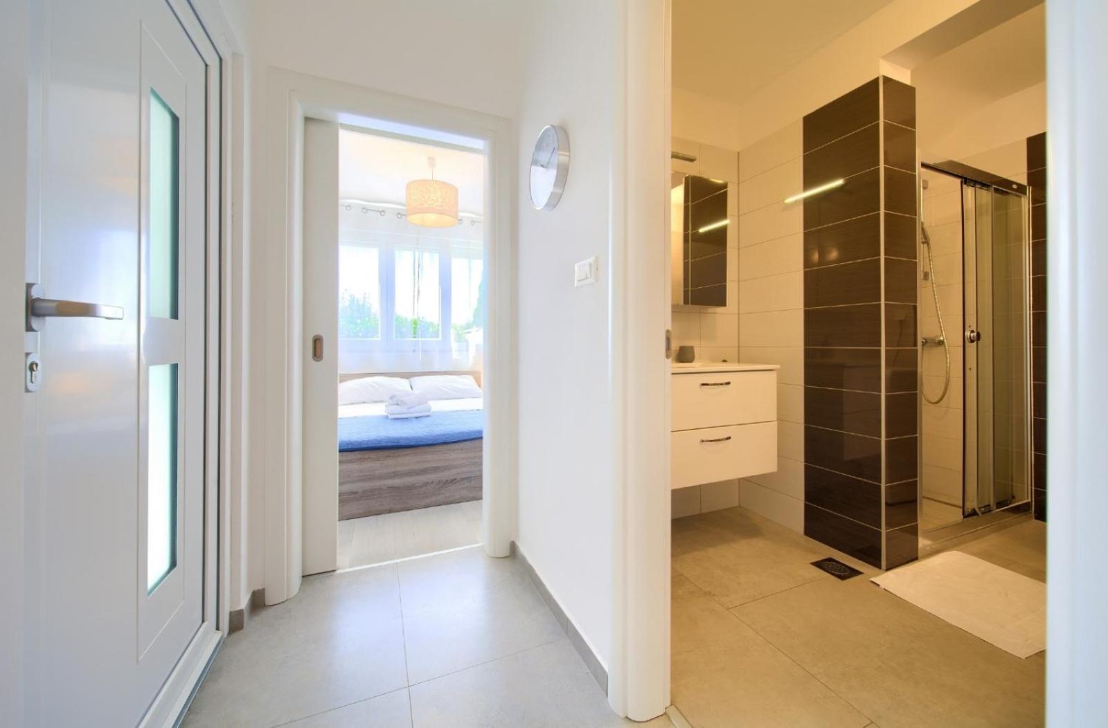 Apartment Sasso Bianco With The Private Pool Нивице Екстериор снимка